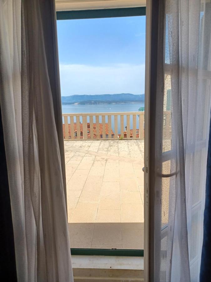 Hotel Ivan Dujmovic Dvori Bol Zewnętrze zdjęcie